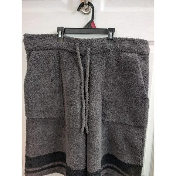Barefoot Dreams CozyChic Baja Shorts Mens Large Grey Excellent Striped - Size L - Picture 3 of 5